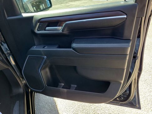 Used 2024 GMC Sierra 1500 SLT RWD image 36