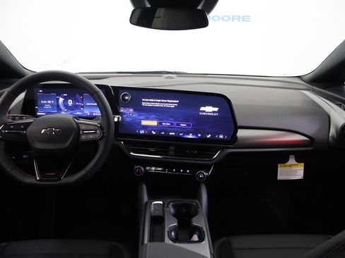 New 2026 Chevrolet Equinox EV RS image 15