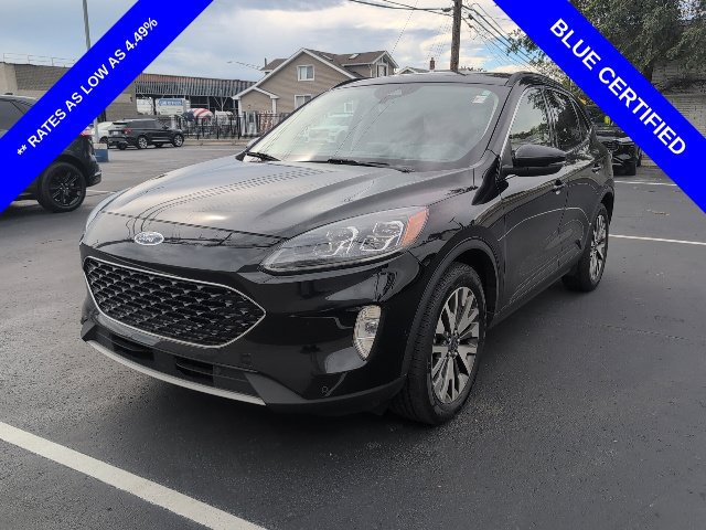 Certified 2020 Ford Escape Titanium AWD/4WD image 3