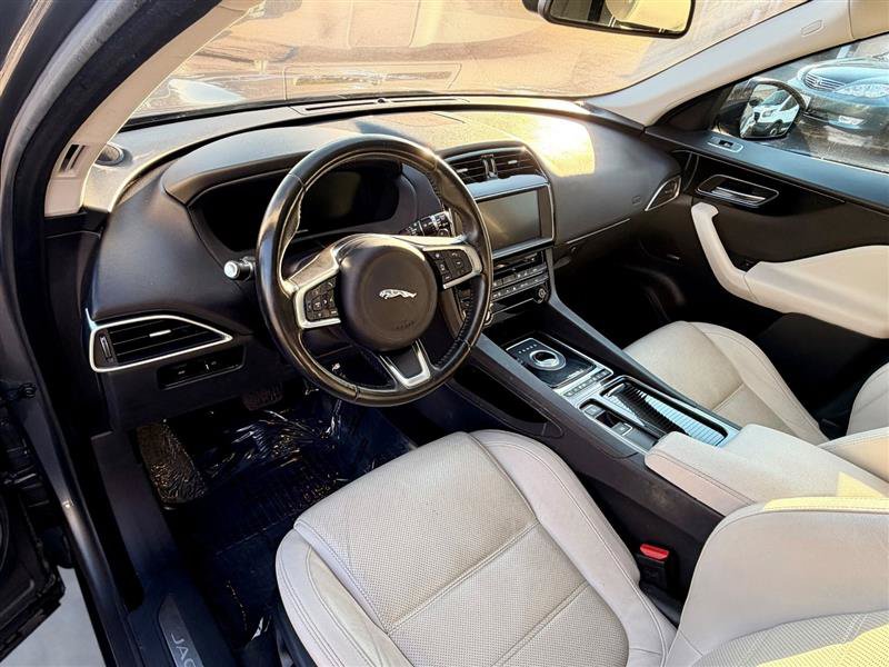 Used 2018 Jaguar F-PACE Prestige AWD/4WD image 10