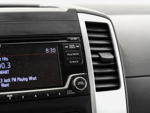 Used 2018 Nissan Frontier S RWD image 21