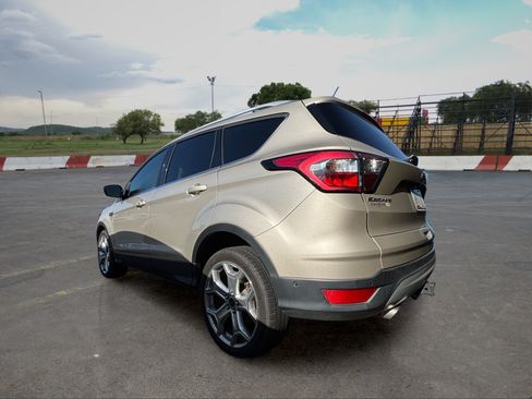 Used 2018 Ford Escape Titanium w/ Ford Safe & Smart Package AWD/4WD image 4