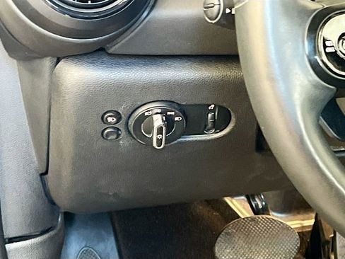 Used 2024 MINI Cooper S image 10