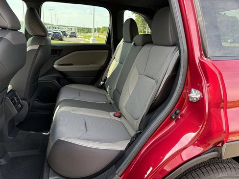 New 2026 Subaru Forester Premium AWD/4WD image 32