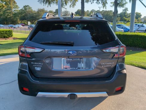 Used 2025 Subaru Outback Touring XT AWD/4WD image 9