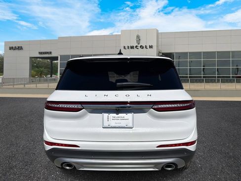 New 2026 Lincoln Corsair Premiere image 4