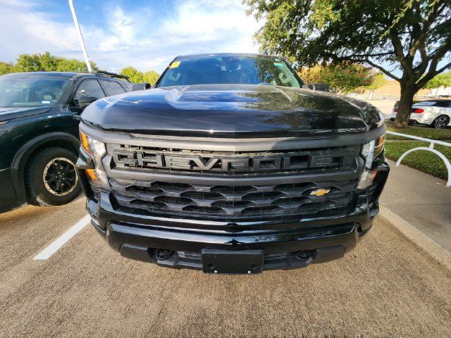Used 2026 Chevrolet Silverado 1500 Custom RWD image 2