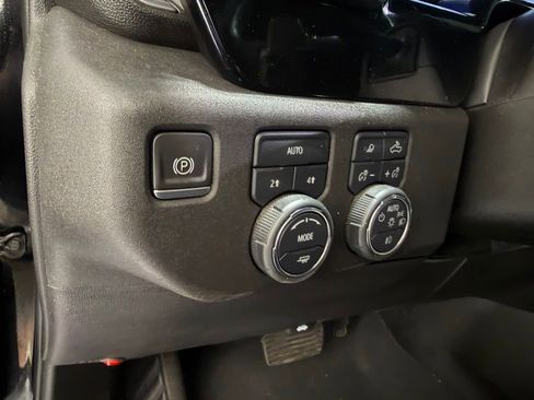 Used 2023 Chevrolet Silverado 1500 LTZ w/ LTZ Convenience Package II image 4