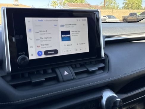 Used 2025 Toyota RAV4 XLE image 21