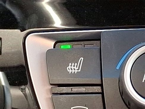 Used 2017 BMW M240i xDrive Convertible image 22