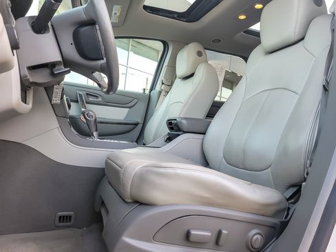 Certified 2017 GMC Acadia Limited SLT image 7