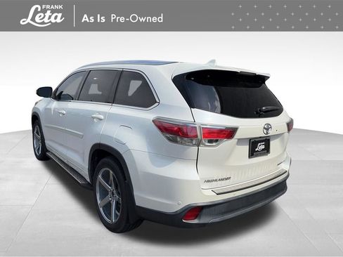 Used 2015 Toyota Highlander Limited Platinum image 4
