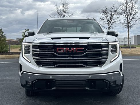 Used 2022 GMC Sierra 1500 SLT w/ SLT Premium Plus Package image 3