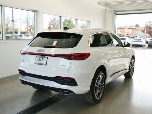 New 2025 Audi Q5 Premium image 6