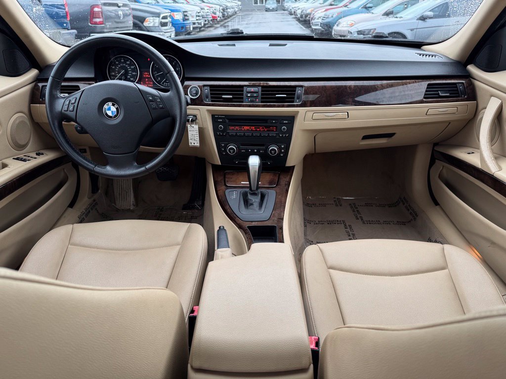 Used 2009 BMW 328i xDrive Sedan AWD/4WD image 15
