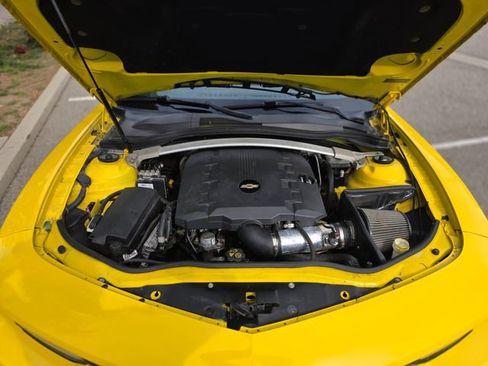 Used 2015 Chevrolet Camaro LT image 32