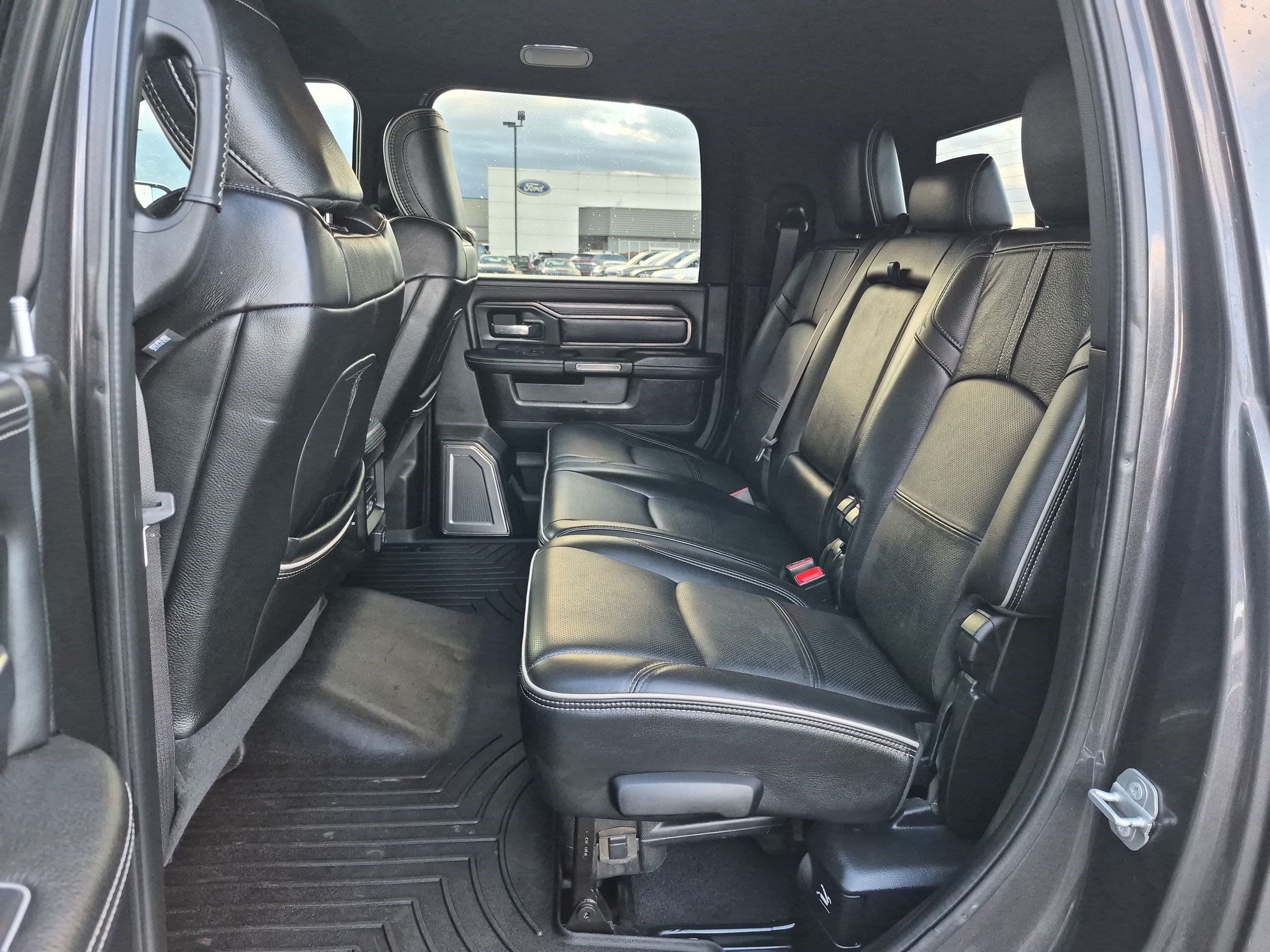 Used 2020 RAM 3500 Limited AWD/4WD image 29