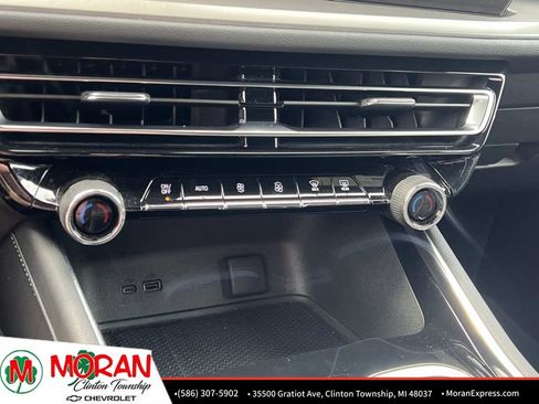 Certified 2024 Chevrolet Traverse LS FWD image 23