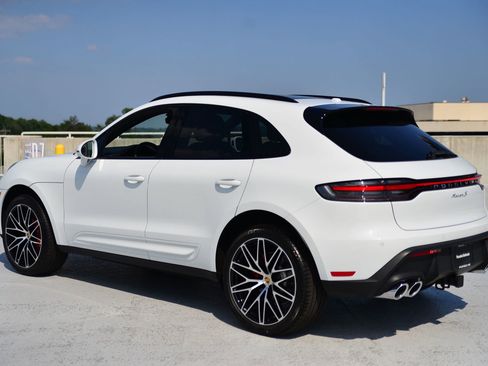 New 2025 Porsche Macan S image 3