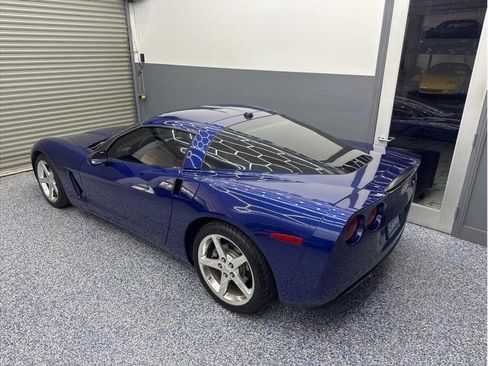 Used 2005 Chevrolet Corvette Coupe w/ Preferred Equipment Group image 4