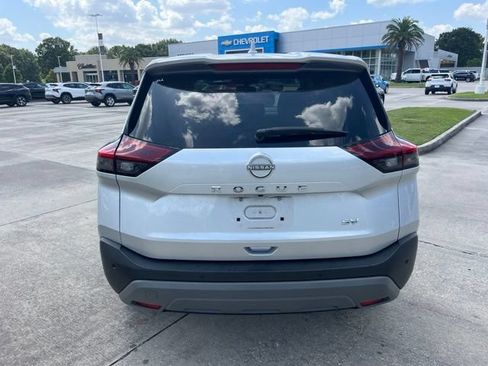 Used 2023 Nissan Rogue SV FWD image 5