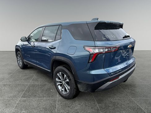 New 2026 Chevrolet Equinox LT image 3