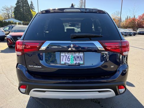 Used 2020 Mitsubishi Outlander SE image 5