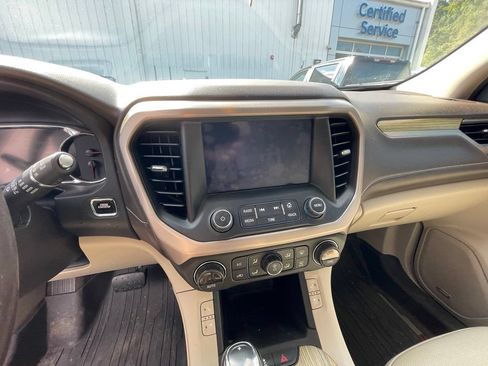 Used 2018 GMC Acadia Denali w/ Technology Package AWD/4WD image 14