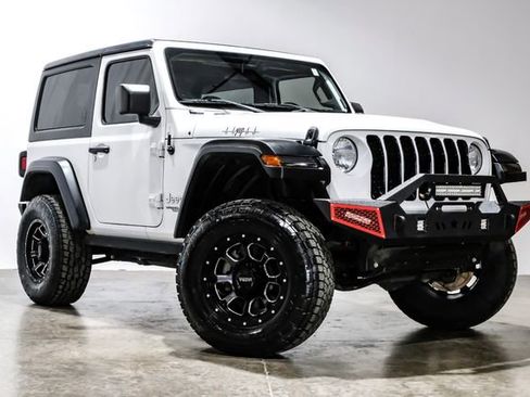 Used 2018 Jeep Wrangler Sport S image 7