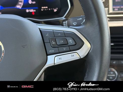 Used 2024 Volkswagen Jetta SE FWD image 28
