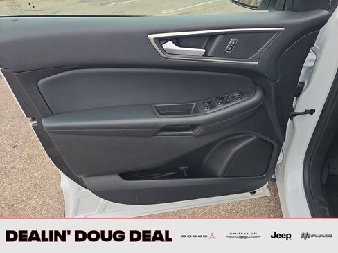 Used 2024 Ford Edge SEL image 10