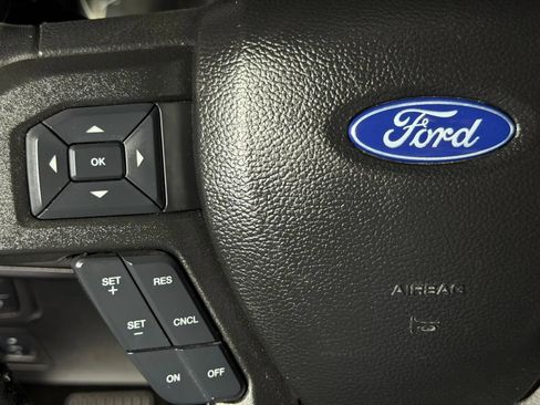 Used 2018 Ford F150 XLT w/ Equipment Group 302A Luxury AWD/4WD image 27