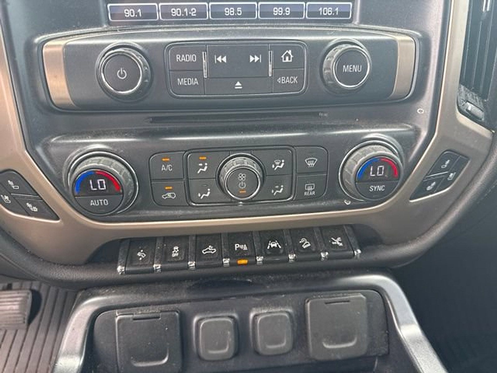 Used 2018 GMC Sierra 1500 Denali w/ Denali Ultimate Package AWD/4WD image 38