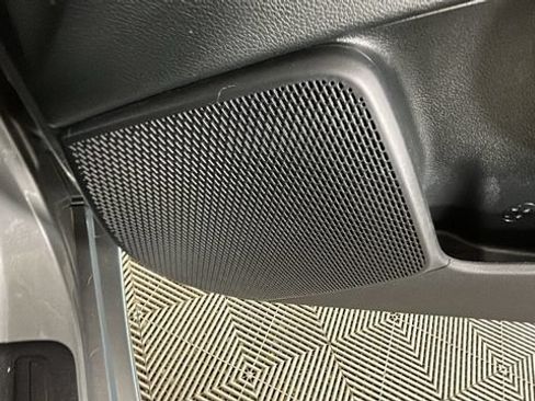 Used 2023 Kia Soul GT-Line FWD image 32