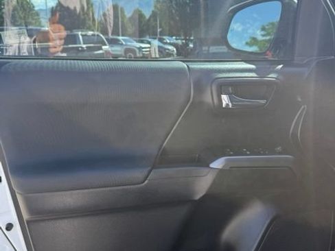 Used 2019 Toyota Tacoma TRD Pro AWD/4WD image 13
