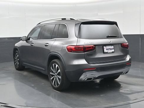 Used 2022 Mercedes-Benz GLB 250 image 32