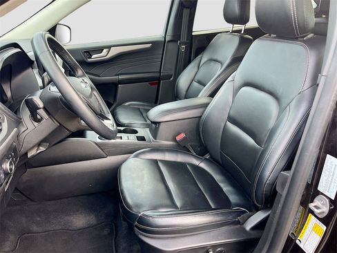 Used 2023 Ford Escape Platinum image 21