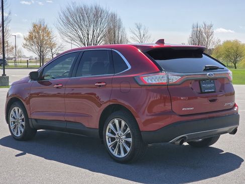 Used 2018 Ford Edge Titanium w/ Equipment Group 301A image 5