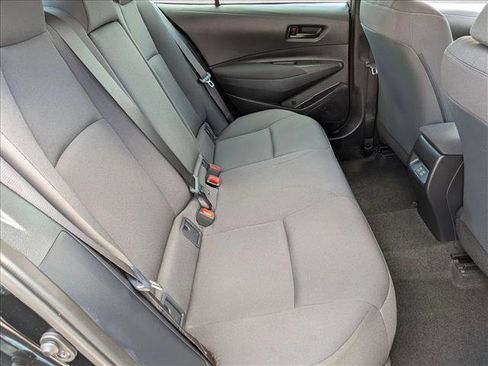 Used 2023 Toyota Corolla LE w/ LE Convenience Package FWD image 18