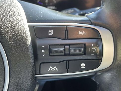 Used 2023 Kia Sportage SX image 25