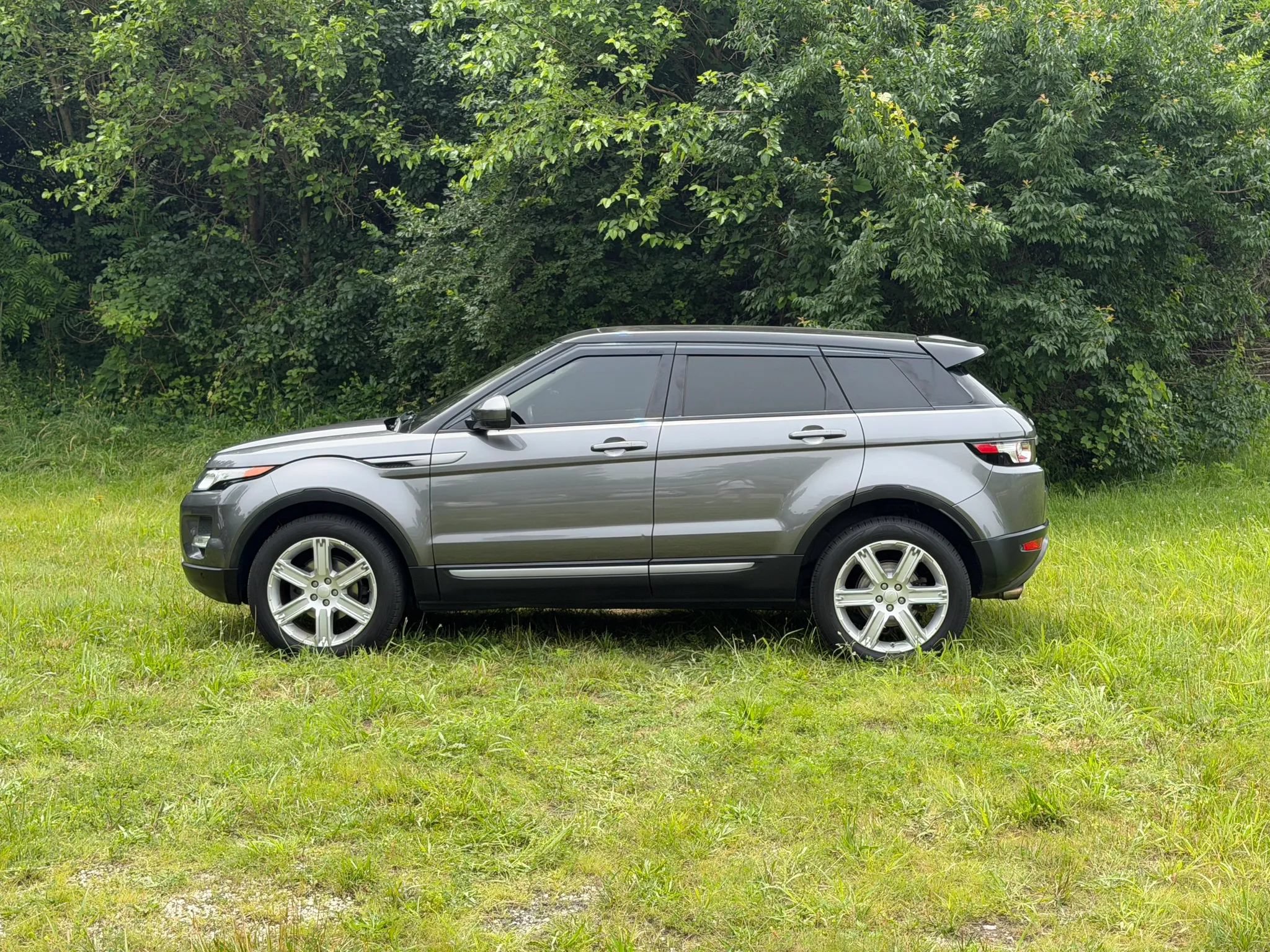 Used 2015 Land Rover Range Rover Evoque Pure Plus AWD/4WD image 4
