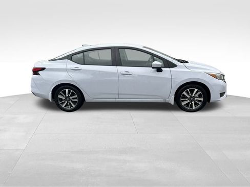 Certified 2025 Nissan Versa SV w/ Trunk Package image 7