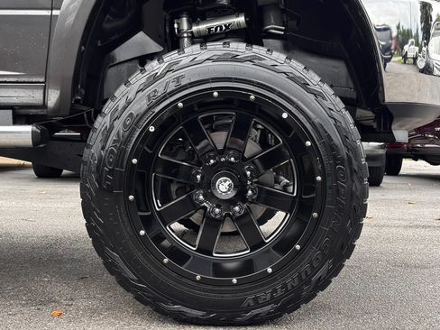 Used 2018 RAM 2500 Laramie AWD/4WD image 12