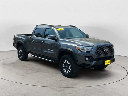 Used 2023 Toyota Tacoma TRD Off-Road w/ Advanced Technology Package AWD/4WD image 3