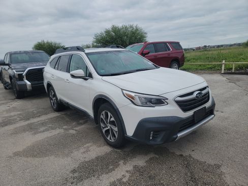 Used 2020 Subaru Outback Limited w/ Popular Package #2 AWD/4WD image 1