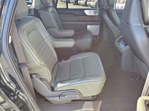 Used 2023 Lincoln Navigator L Black Label image 17