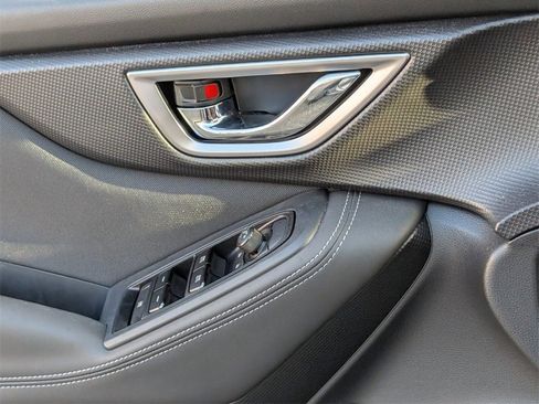 Used 2023 Subaru Forester Premium image 30