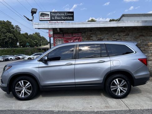 Used 2017 Honda Pilot EX-L image 3