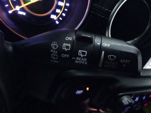 Used 2023 Jeep Wrangler Unlimited Sahara w/ Cold Weather Group AWD/4WD image 21