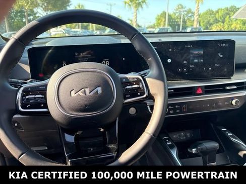 Certified 2024 Kia Sorento EX w/ Panoramic Sunroof Package FWD image 13